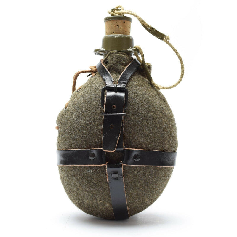Bouteille d'eau originale de l'armée tchèque M60 avec bouchon en liège 