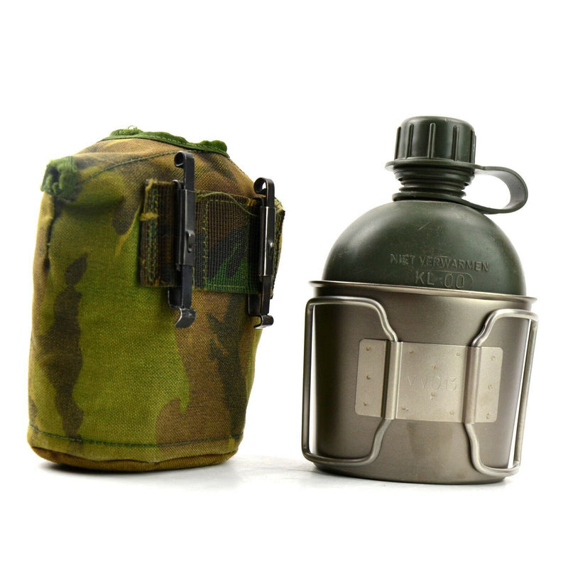 Gourde originale de l'armée néerlandaise avec tasse et couvercle Alice clips