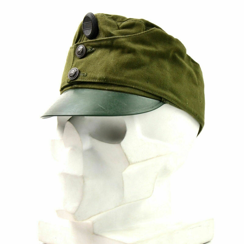 Véritable insigne de casquette militaire de l'armée hongroise à visière