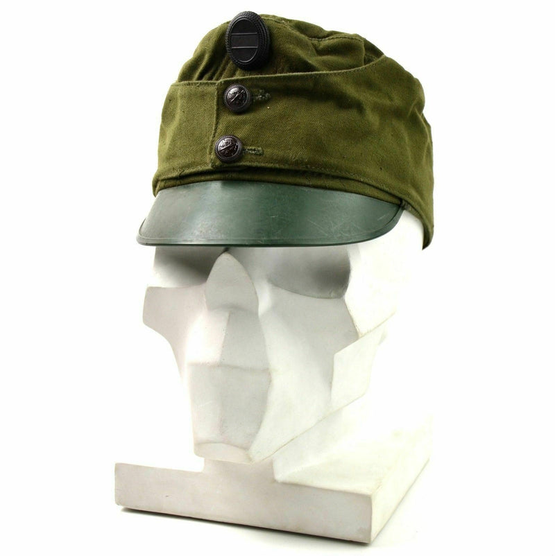 Véritable insigne de casquette militaire de l'armée hongroise à visière
