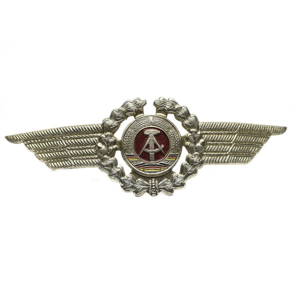 Insigne de cocarde de chapeau de casquette militaire de l'armée de la NVA DDR d'Allemagne de l'Est