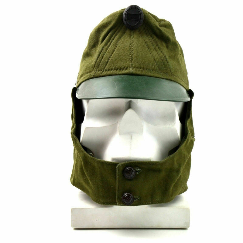 Véritable insigne de casquette militaire de l'armée hongroise à visière