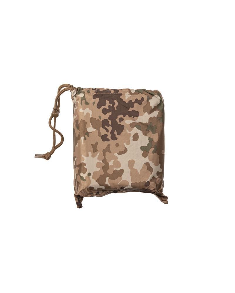 Poncho de style militaire de marque Mil-Tec en ripstop et flectarn imperméable et léger