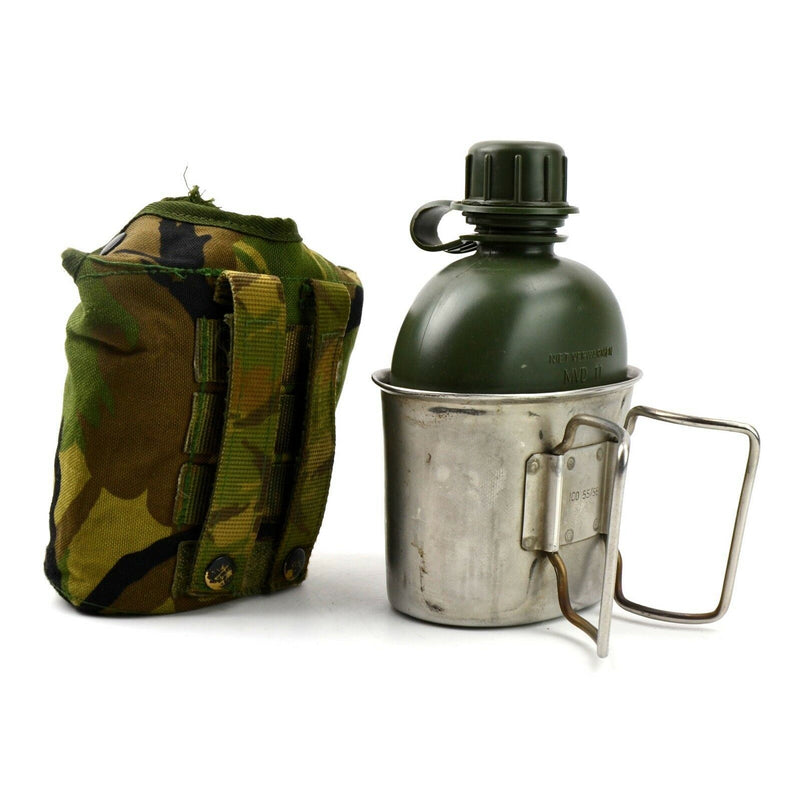 Gourde originale de l'armée néerlandaise avec tasse et couvercle Alice clips