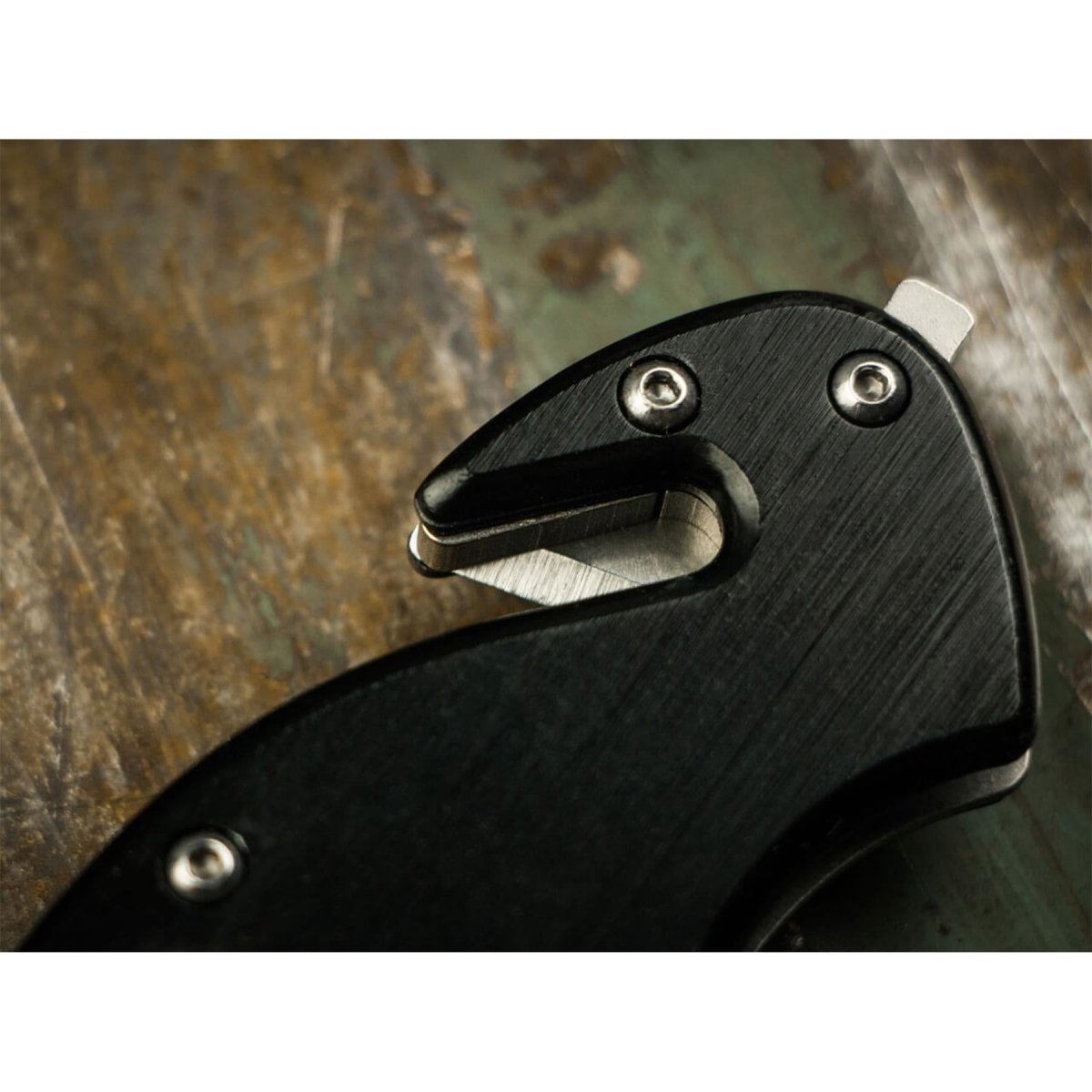 Couteau de poche pliant BOKER Special Forces Tanto 440A acier manche aluminium noir