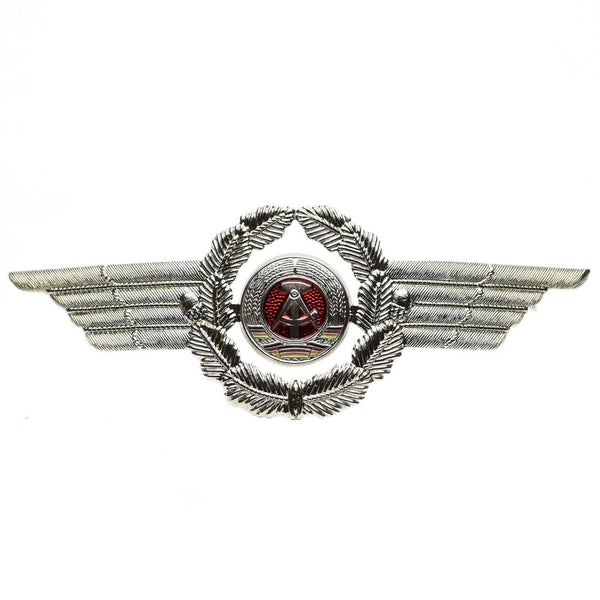 Insigne de cocarde de chapeau de casquette militaire de l'armée de la NVA DDR d'Allemagne de l'Est