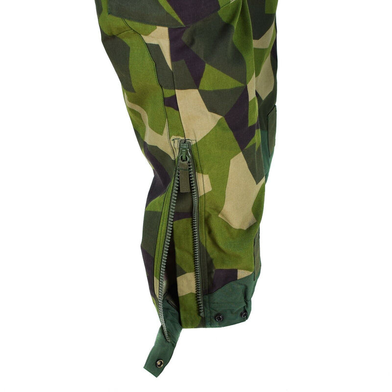 Pantalon de combat de campagne original de l'armée suédoise M90 ​​avec camouflage éclaté NEUF