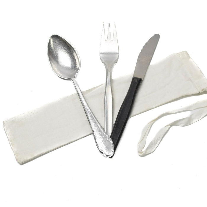 Véritable ensemble de couverts en aluminium 3 pièces de l'armée tchèque avec cuillère, fourchette, couteau et sac de transport blanc, surplus militaire