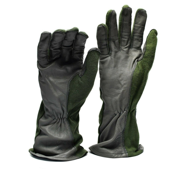 Véritables gants de combat de l'armée de l'air néerlandaise avec paumes en cuir et fibre d'aramide Nomex pour une protection ignifuge et durable.