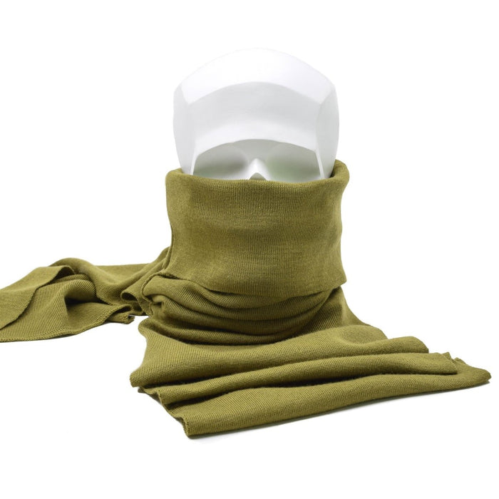 Véritable écharpe tube kaki de l'armée hollandaise en laine mérinos et coton pour la chaleur et une utilisation en extérieur.