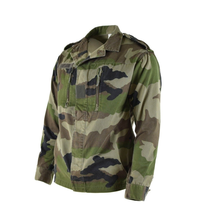 french f2 combat jacket in ce woodland camouflage pattern