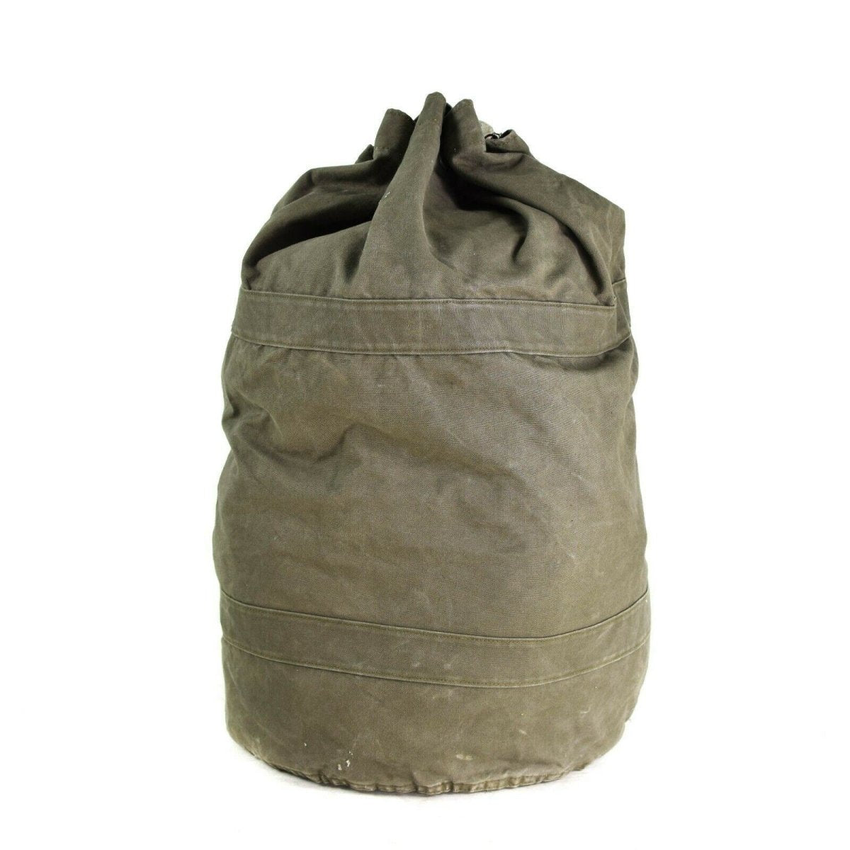 Véritable sac de voyage de l'armée allemande avec bretelles et grand sac à dos avec serrure