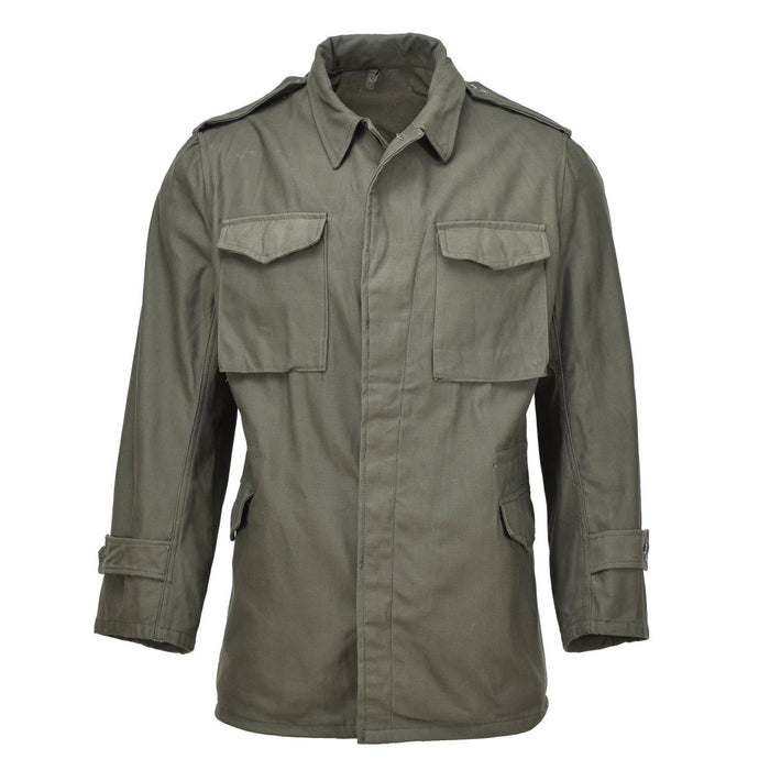 Véritable veste militaire grecque M65 olive, durable avec plusieurs poches et col haut, style classique de surplus de l'armée.