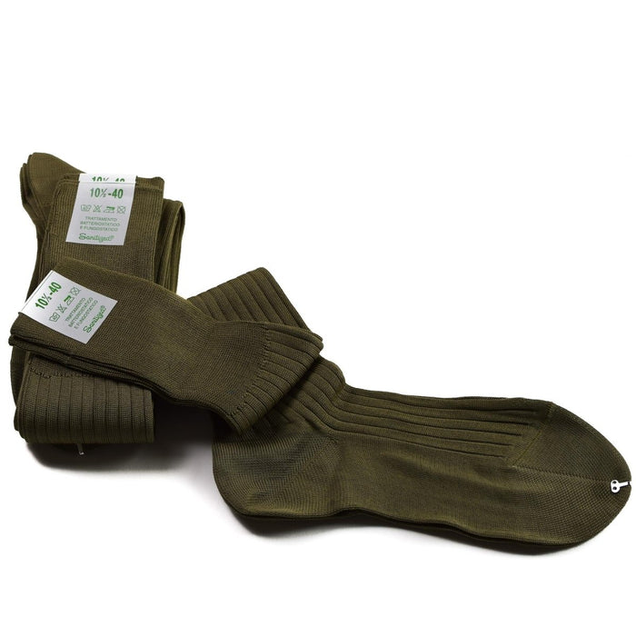 Chaussettes longues en mélange de coton véritable de l'armée italienne de couleur kaki, jusqu'aux genoux, légères, côtelées et de style militaire durable.