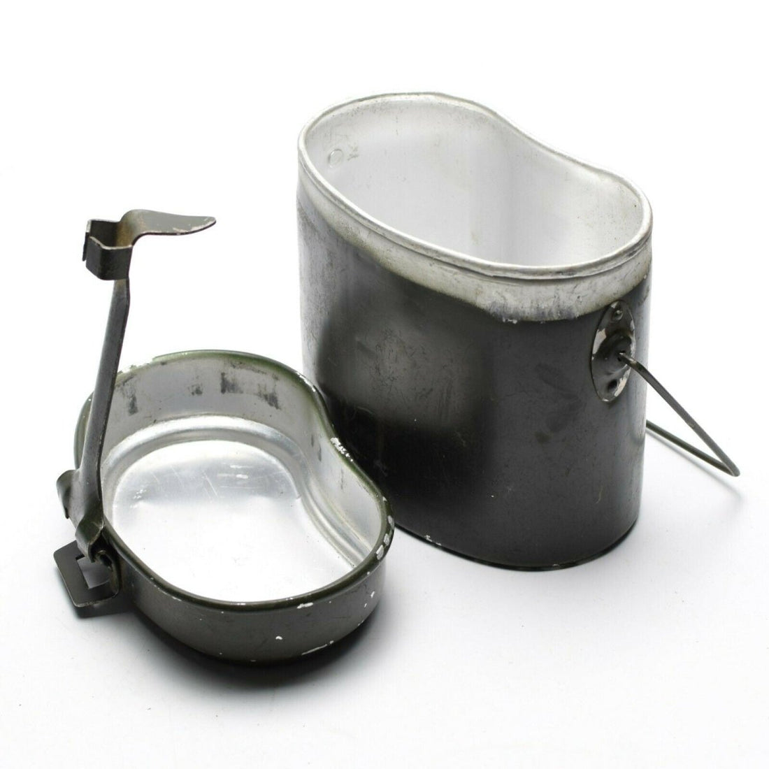 Véritable gamelle de l'armée roumaine. Marmite militaire en aluminium