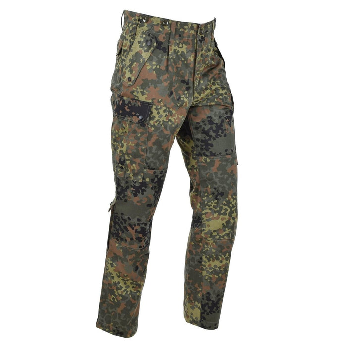 Pantalon Leo Kohler BDU en camouflage flecktarn de la Bundeswehr avec genoux renforcés et poches cargo pour une utilisation tactique.
