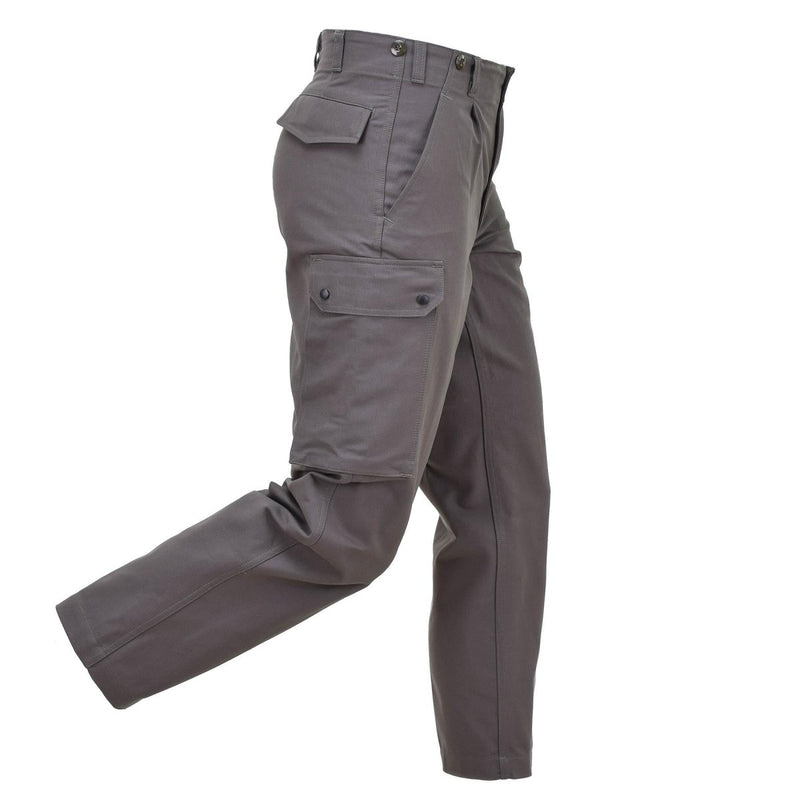 Mens solid gray Leo Kohler military cargo trousers with multiple pockets, made from durable 100% cotton fabric.