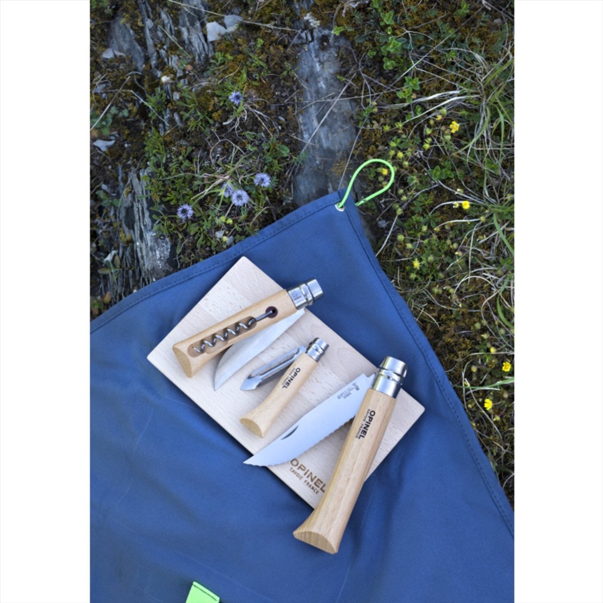 Opinel Nomand Set de Cuisine Extérieur 5 Pièces Couteau Planche Serviette Kit de Voyage Bleu