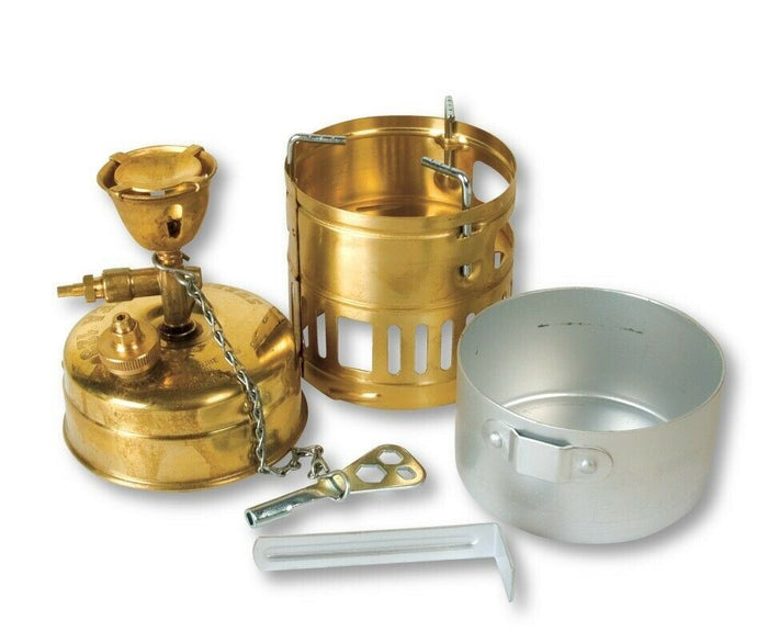 Réchaud à gaz blanc classique Optimus Svea en laiton massif avec casserole, pare-brise et clé pour le camping en plein air.