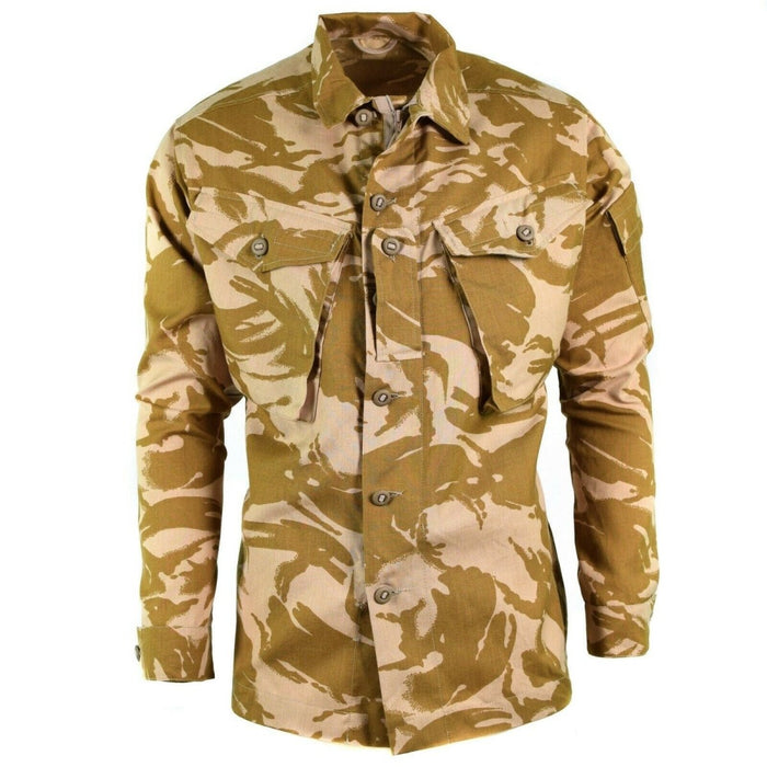 Veste de combat ignifuge originale de l'armée britannique, camouflage du désert, avec poignets boutonnés et poches poitrine pour une utilisation en extérieur