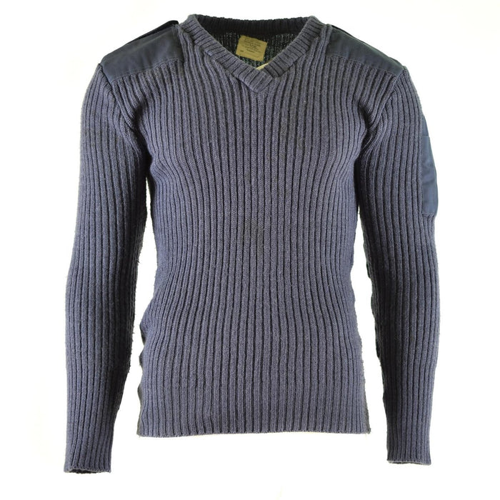 Pull en laine Commando original de l'armée britannique en bleu-gris avec renforts aux épaules et aux coudes, col en V.
