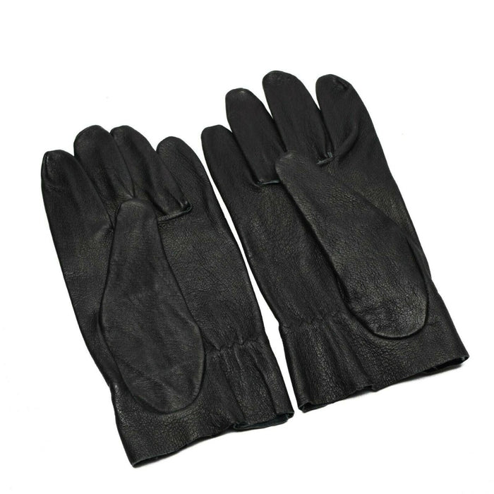 Paire de gants de combat de l'armée tchèque d'origine en cuir noir véritable avec un design durable et chaud pour une utilisation par temps froid.
