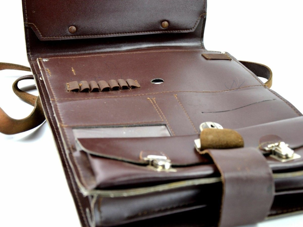 Étui de carte de carte de carte de sac à épaule militaire tchèque Case de document Brown