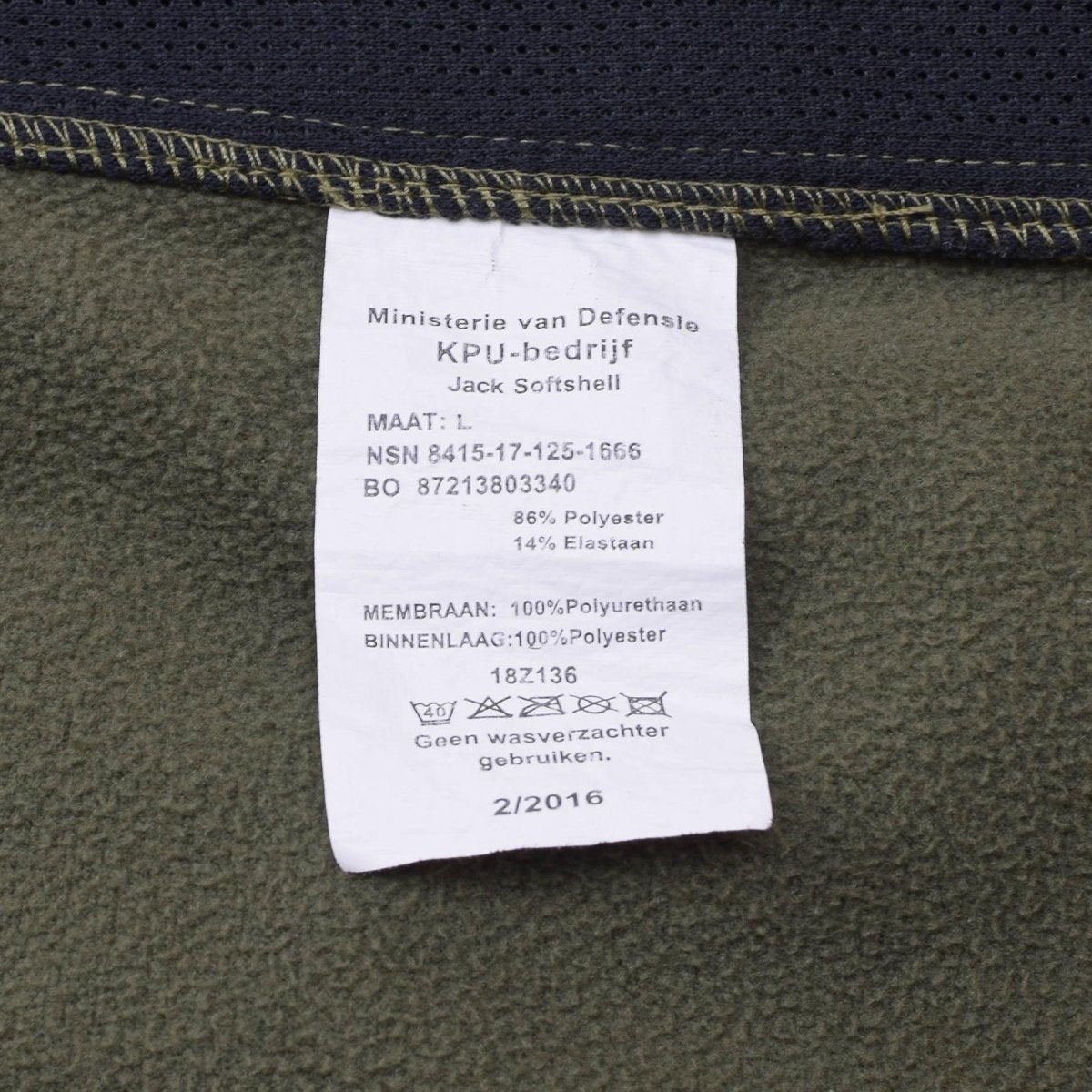Veste softshell militaire néerlandaise originale avec poches zippées et aisselles ventilées olive