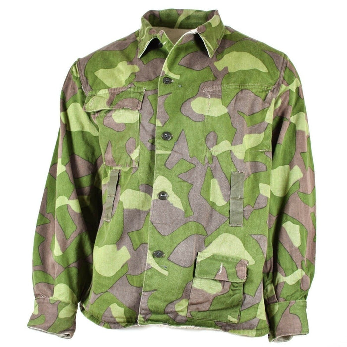 Veste d'uniforme camouflage réversible M-62 de l'armée finlandaise originale en grande taille avec motif boisé vert et poches multiples