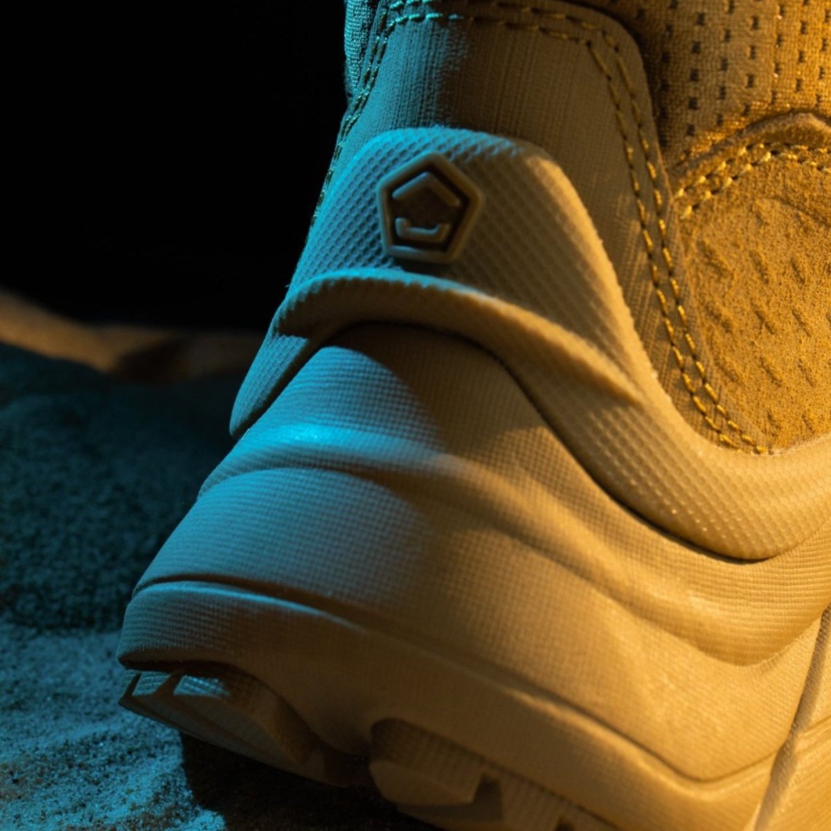 Pentagon Horizon Desert Trekking 6 Bottes légères et respirantes en daim noir