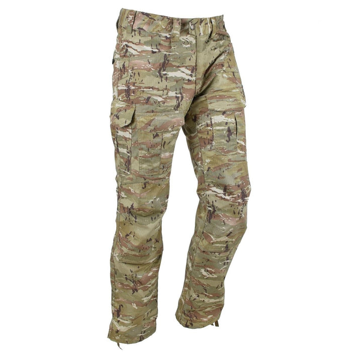 Pantalon Pentagon Lycos Combat en tissu pentacamo ripstop avec poches cargo, genoux renforcés et poignets réglables pour une utilisation tactique.