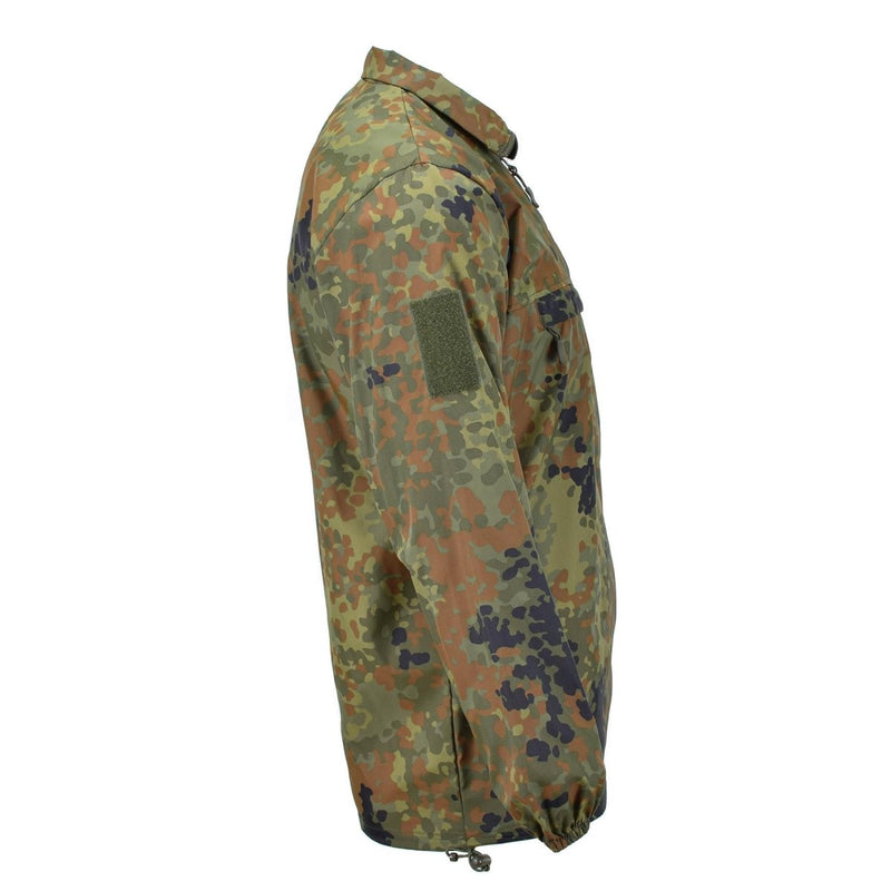 Side view of TACGEAR lightweight flecktarn camo ripstop windproof hunting shirt with long sleeves and adjustable hem